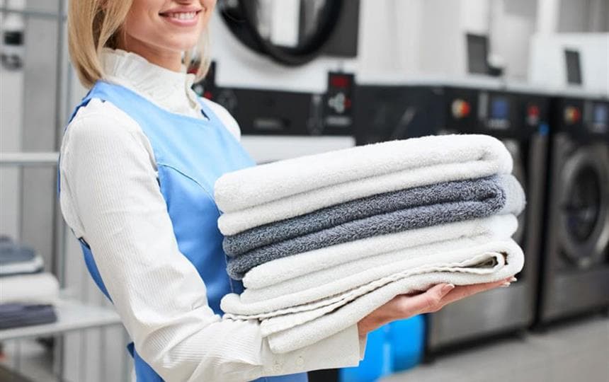 نکات خشکشویی مانتو و لباس در شب عید