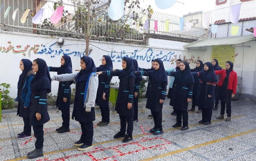 انواع مدل مانتو فرم مدرسه و سفارش اختصاصی مانتو مدرسه
